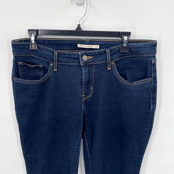 Levi's Women's 815 Curvy Bootcut Denim Jean in Dark Wash // 32 x 32 - Picture 4 of 12